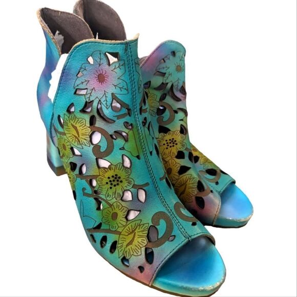 Socofy Shoes - Socofy beautiful tie dye floral print cutout shoes size 38
